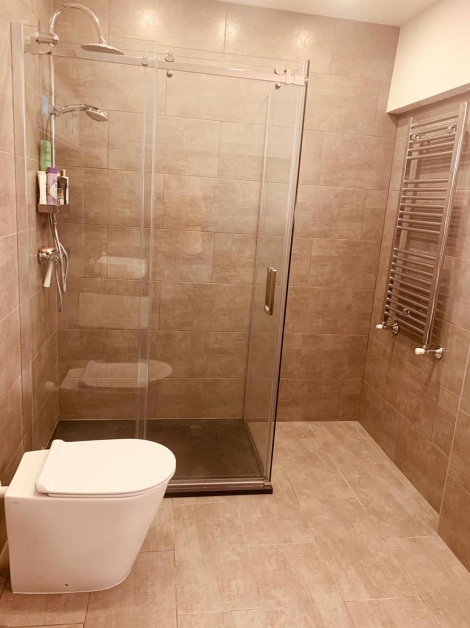 Seeblickwohnung Sirmione - Fronte Lago Mit Privatsteg ภายนอก รูปภาพ